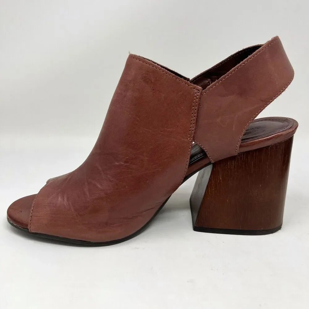 Chocolat Blu Tan Leather Block Heel Sandals - Picture 8 of 13